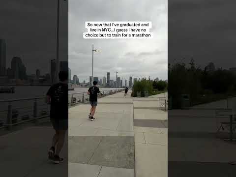 Does anyone WALK on the west side highway?😂😂 #shorts #nyc #running #runner #newyork #walking
