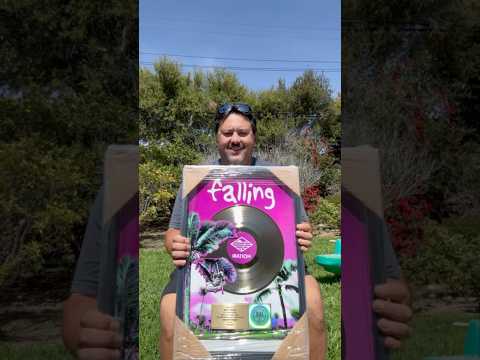 “Falling” is gold. Thank you Irators. This song belongs to you. #iration