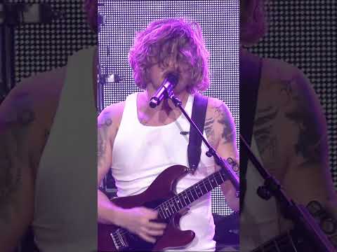 “Never wan’ give!” #sublime #livemusic #concert #iheartradio #kiaforum