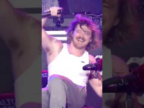 “How do you think we got the guitars you are hearing today?”🎶 #sublime #miami #iheartradio