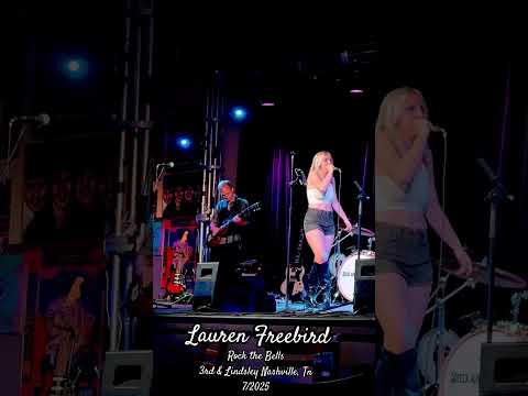 Lauren covers “Breaking Dishes” #singersongwriter #rockthestage