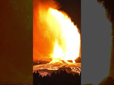 Kīlauea Volcano Eruption 1,200 ft. Lava Fountain Episode 24 🌋 (June 4, 2025)  #kilauea #volcano