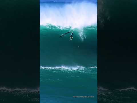 Keala Kennelly's Heavy Wipeout at The Eddie 2023 #hawaii #surf #eddieaikau