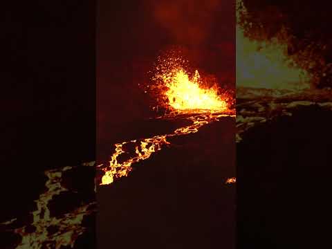 Episode 30 A New Fissue Vent Opened Up 🌋 #hawaiivolcano #kilauea #hawaii