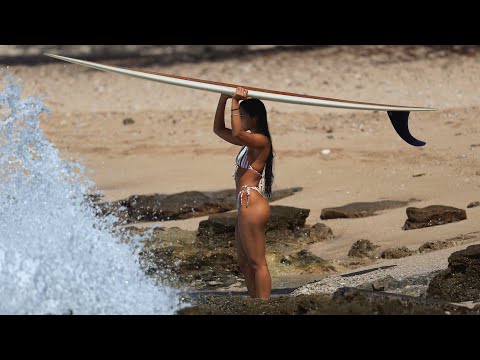 Shaley Mercado Surfs Puaʻena Point (2025) 4K HDR