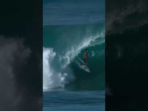 Makana Pang Barrel at Pipeline #surf #hawaii #pipeline