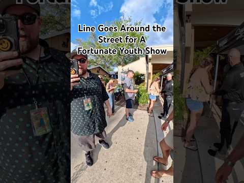 Fortunate Youth line goes around the street! #tour #sugarshack #music