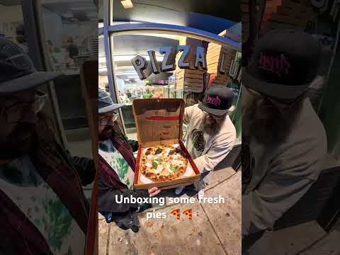 Opening some piping hot pies 🍕🍕🍕