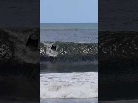 Leaving it under the hood #surf
