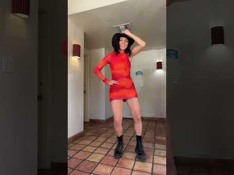 Shuffle dance.🤠 #shuffle #shuffledance #howto