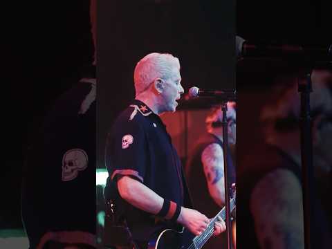"Dirty Magic" live at JUST THE PUNK STUFF in Quebec City 💀