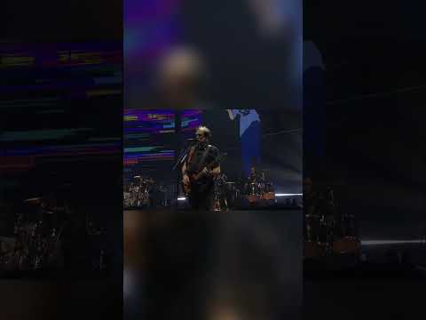 And all the girlies say... ⚡️