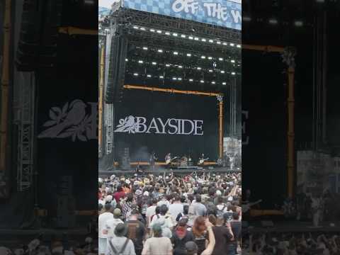 We brought a little metal to Vans Warped Tour Long Beach. 🤘Here's a clip of "Enter Sandman"