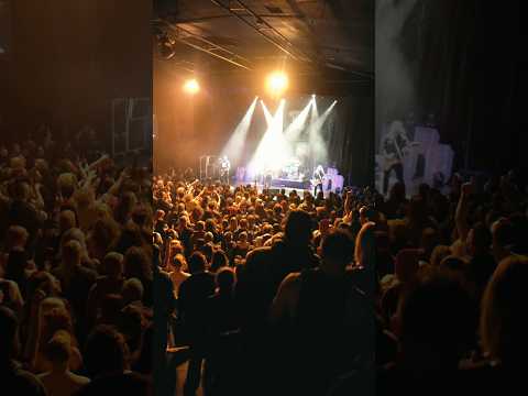When was the last time you saw us play “Evelyn (Existing In A Crisis)”? #Bayside25
