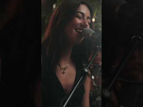 A Beautiful Bouquet of Music: Day Lily Performs "Daisies" Live