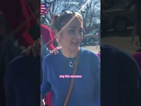 Protesting US-Israeli bombing of Iran at the White House