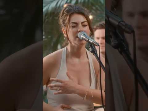 @SunDubMusic’s “Sent Us Away” acoustic performance at @sugarshacksessions is out now!