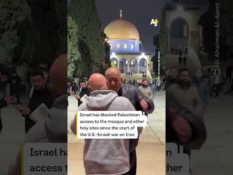 Palestinians return to pray at Al-Aqsa after 40-day closure