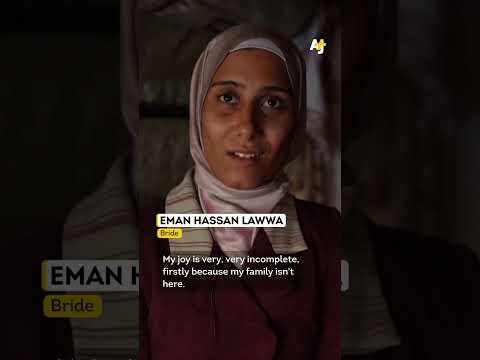 Mass Palestinians Wedding Amid Destruction