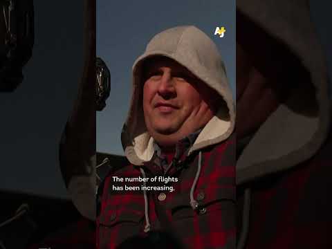 This Activist Is Tracking ICE Deportation Flights in Minnesota