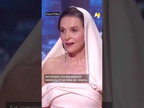 Juliette Binoche Honors Gaza Photojournalist on Cannes Stage #FatmaHassona