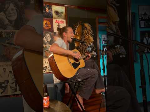Ain’t no place I’d rather be #roadtrip #livemusic #bandpractice #acoustic #musicians