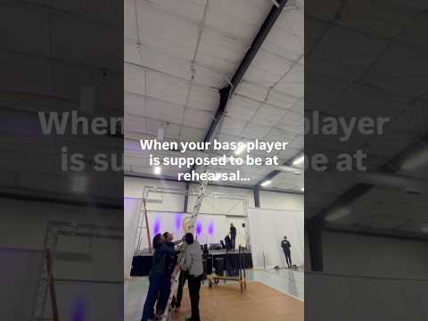Dude where are you…🤦🏻‍♂️ #bassplayer #bassist #bandmemes #band #musician #music