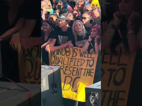 Sublime Performs 'Smoke 2 Joints' at Warped Tour 2025 Long Beach