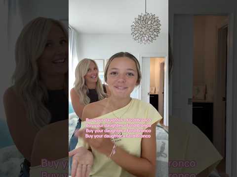 Did you guys hear that!? 🤣🚙💕#fyp #viral #momandaughter #mom #daughter #teen #preppy #fyp #ootd