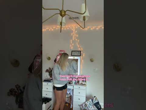 Should I help her clean it!? 😂💕🫶🏼✨ #fyp #viral #momsnddaughter #grwm #funny