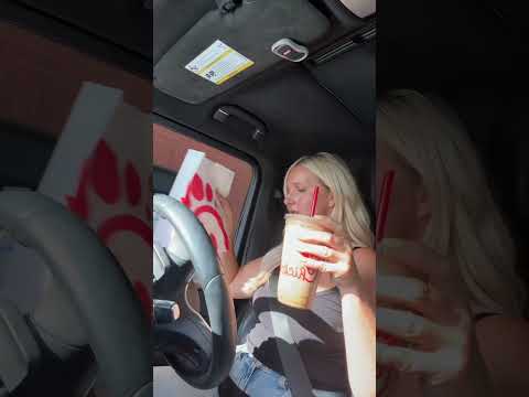 Wait for it… 🤣🤣🤷🏼‍♀️🤪 #fyp #viral #momanddaughter #teen #preppy #ootd #grwm #hair