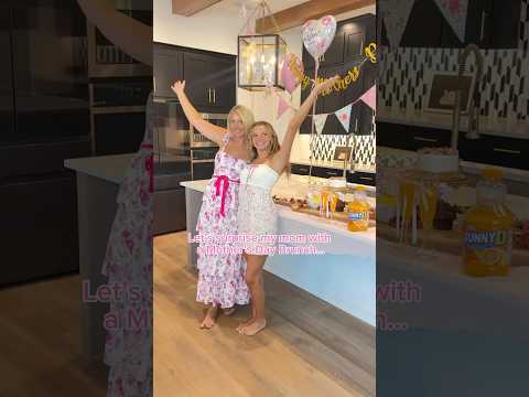 She’s the easiest to celebrate 💕🫶🏼✨ #fyp #viral #momanddaughter #mom #daughter #teen #preppy