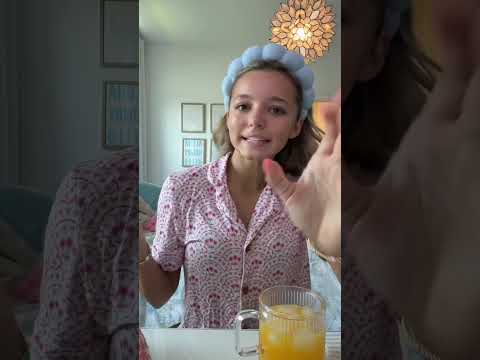 Morning routine 🧡🫶🏼✨ #fyp #preppy #grwm #ootd #hair #momandaughter #sunnyd