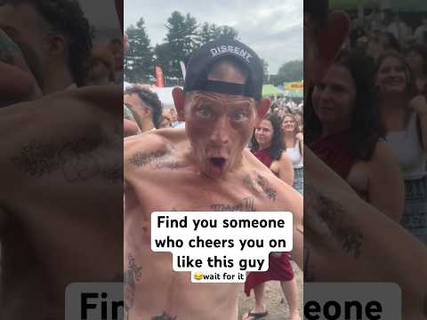 Find you someone who cheers you on like this guy 😂 #daleandthezdubs #shorts #festival #viral #fypシ