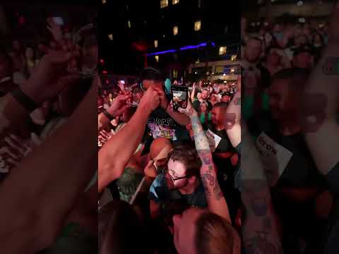 🤘🤘🤘❤️❤️  🎥 @mikedenim #pepperlive