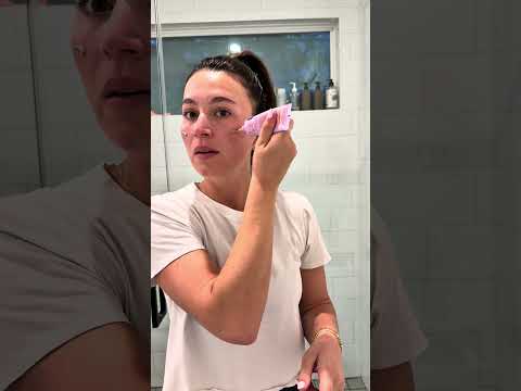 Great start to the day & week 🤸🏽‍♀️ #gymvlog #morningroutine #dumbbellworkout