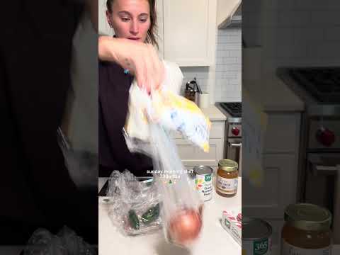 A cozy & productive Sunday morning 😌🎅🏼🎄