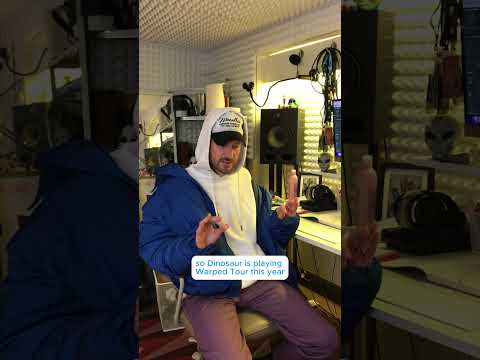 🦖 heads up, orlando! ⁨@dinosaurpileup is crash landing into warped! crazyyyy!!!