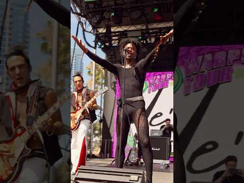prince, is that you?! no, it's @YeahDeWayne 😈