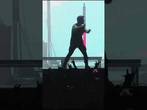 collective meltdown achieved at the @FromAshesToNew set 🤯