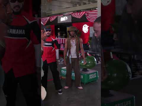 tortillas were absolutely harmed in the making of this skit… @OxymorronsTV? perhaps 🌮😂