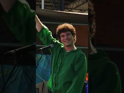 very special and wholesome moment with @PeopleRUgly and a couple of special guests 🤭