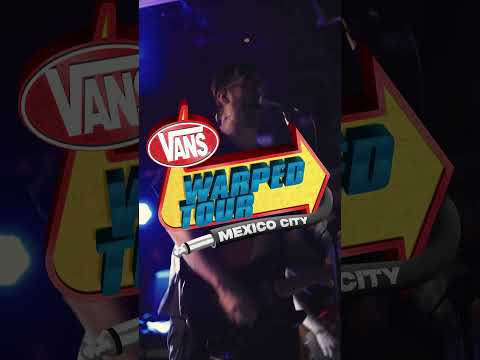 brb adding u to the gc 📲 @SpanishLoveSongs just facetime’d the news they’re playing warped cdmx 🖤🎸