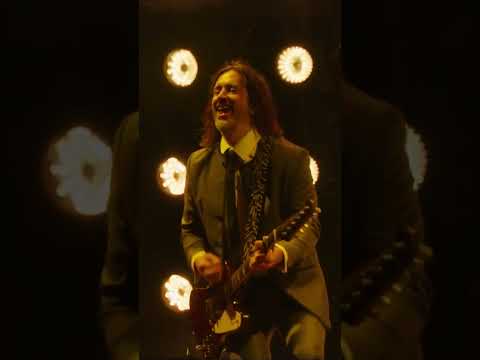 a warped staple, still hitting 😭 @allamericanrejects1 with a classic