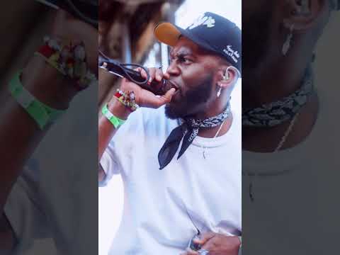 u wish u were at this oxymorrons set 🎸 it's mf go time, warped