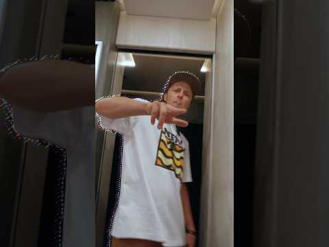 The Movement - Pre-show Bus Hype!