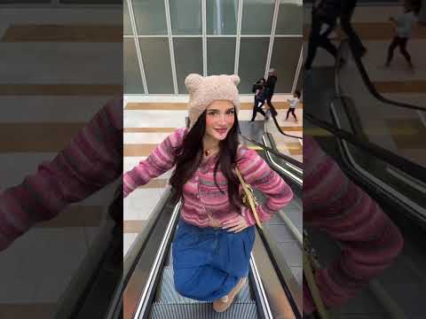 Happy bday to my older sis😋