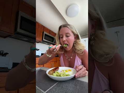 #whatieatinaday #healthyeating #healthyfood #dayinmylife #healthylifestyle #healthyliving #health