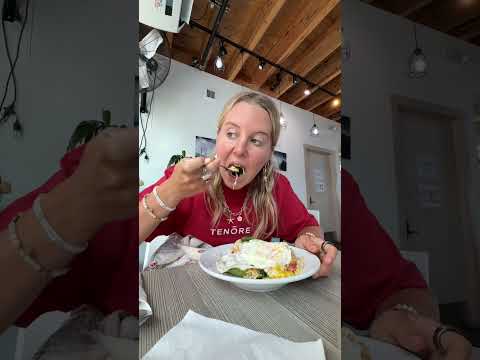 #whatieatinaday #dailyroutine #dayinmylife #healthyeating #healthyfood #dailyvlog #hawaii #health