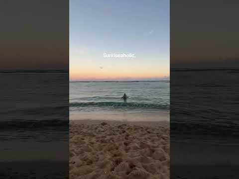 #sunrise #morningroutine #morning #hawaii #dayinmylife #dailyroutine #healthylifestyle #shorts